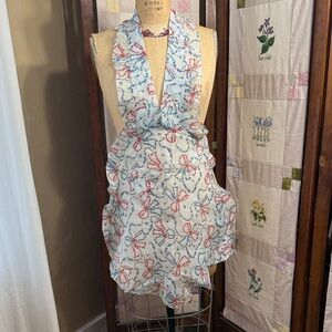 Vintage 1940s Sheer Organdy Apron with Red & Blue Floral Bows – Ruffled Bib